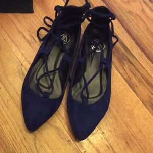 BRAND NEW lace up flats