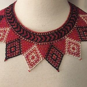 Beaded collar necklace nwot made in Guatemala