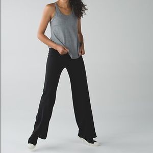 Size 8 black NWT Lululemon Stillness Pants