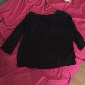 A.n.a black shirt