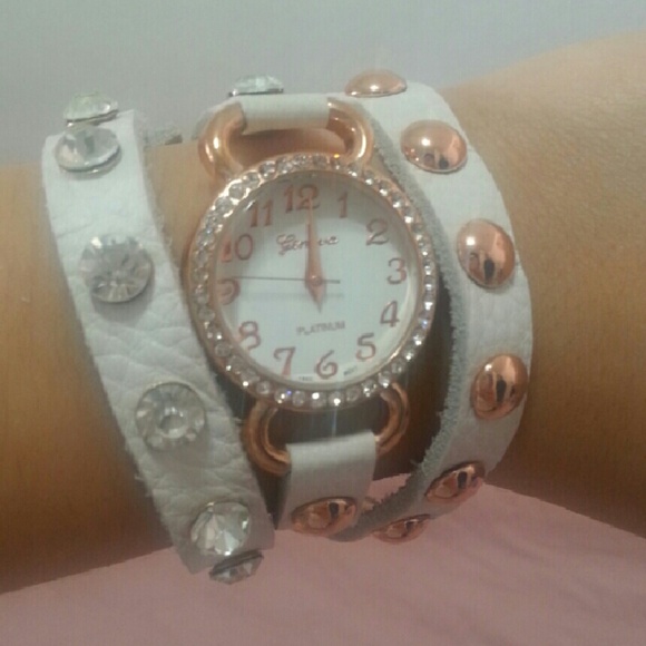 Geneva Unique Wrap-around Watch