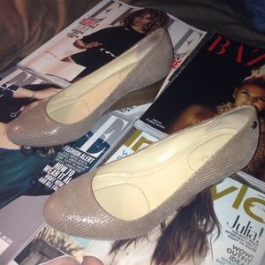 Calvin Klein Saxton nude leather wedges 7.5