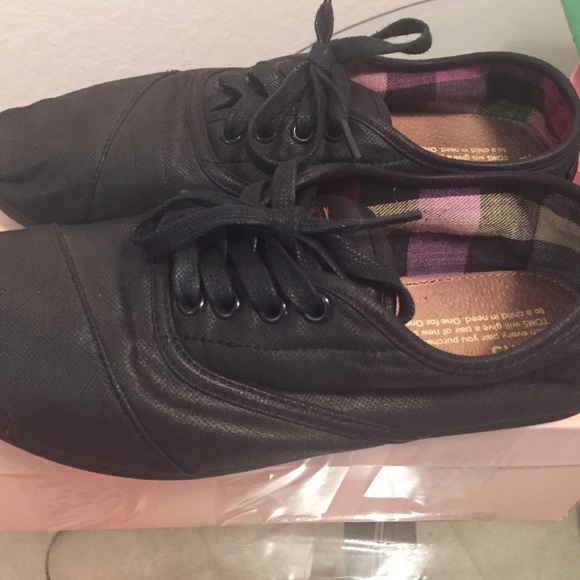 Men size 8 I wore them twice I wear a 9 in women's