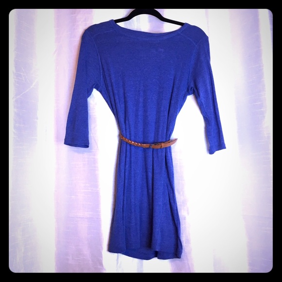 3/4 sleeve, short dress or tunic.