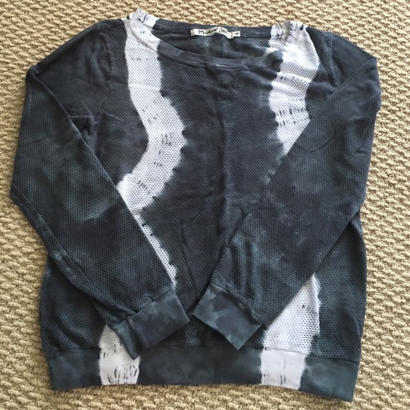Cute sweatshirt top
