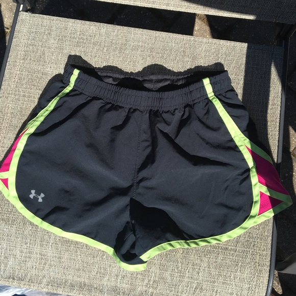 Black Under Armour running shorts
