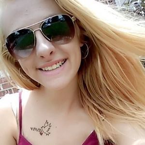 Meet your Posher, Abigale