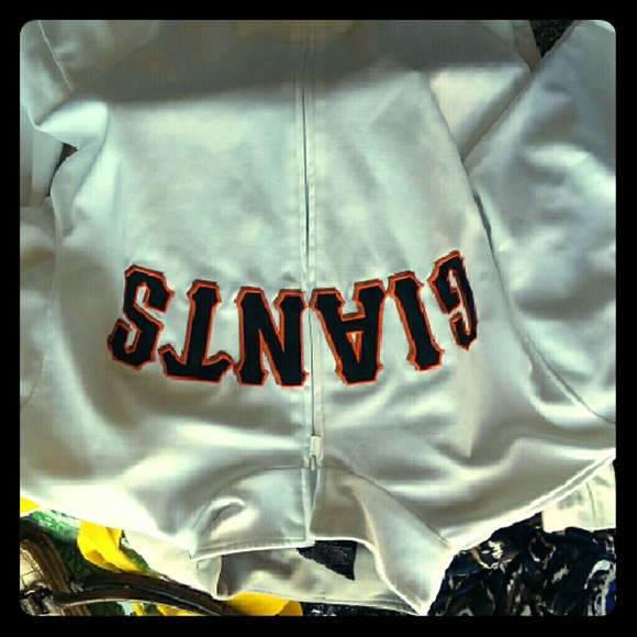 Mens giants sweater