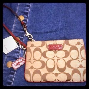 💥Coach wristlet coin purse