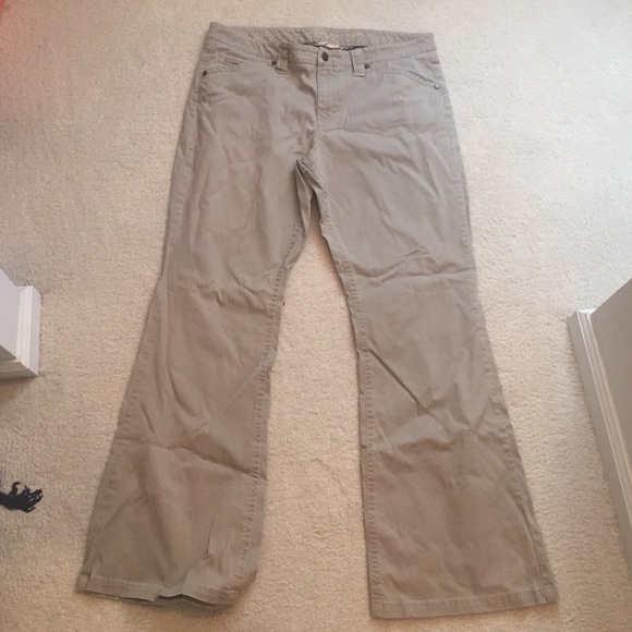 Tommy Hilfiger khaki pants