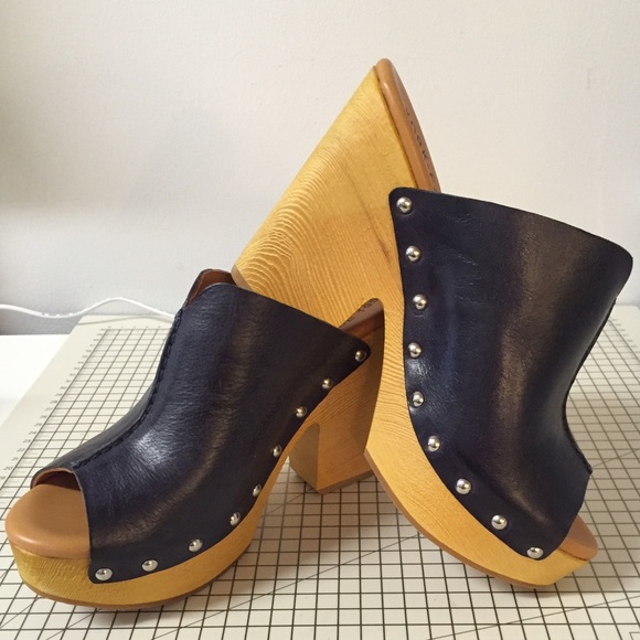 Kork-ease navy blue sandals