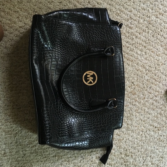 Black Michael Kors bag