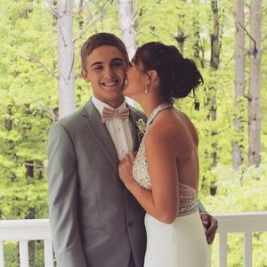 Meet your Posher, Sami