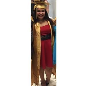 Meet your Posher, Carmen