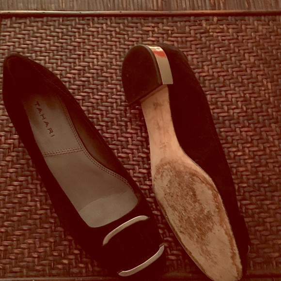 Tahari flats