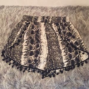 Blue Island Snake Print Pom Pom Shorts Size M