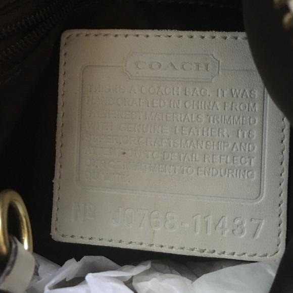 Coach purse - Picture 4 of 4