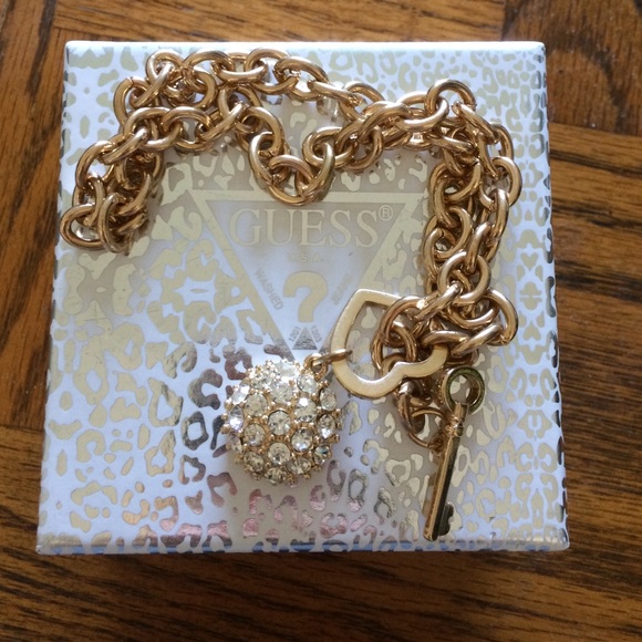 Guess Necklace