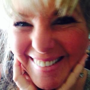 Meet your Posher, Joni