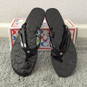 NWT Coach Juney Flip Flops