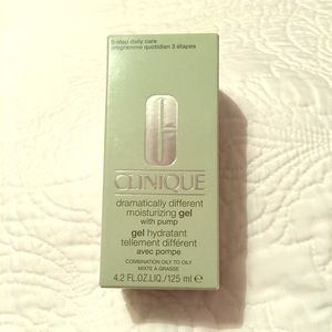 Clinique Gel Moisturizer 🆕⭐️do not buy