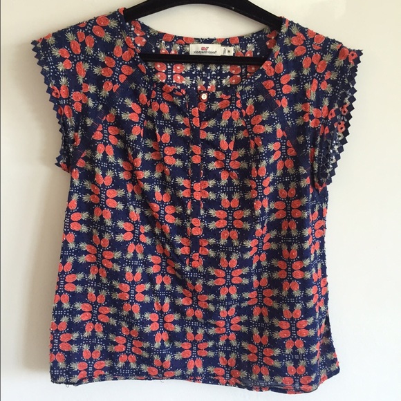 Pineapple printed embroidered top