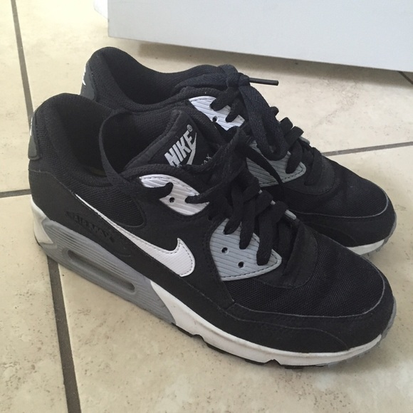 NIKE AIR MAX ORIGINAL PRICE WAS $110
