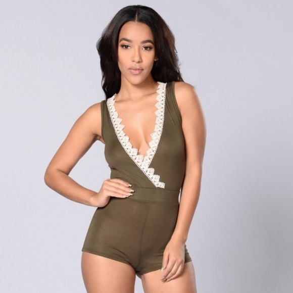 🚫SOLD🚫 Olive Romper $5🎉