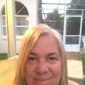 Meet your Posher, Ellen