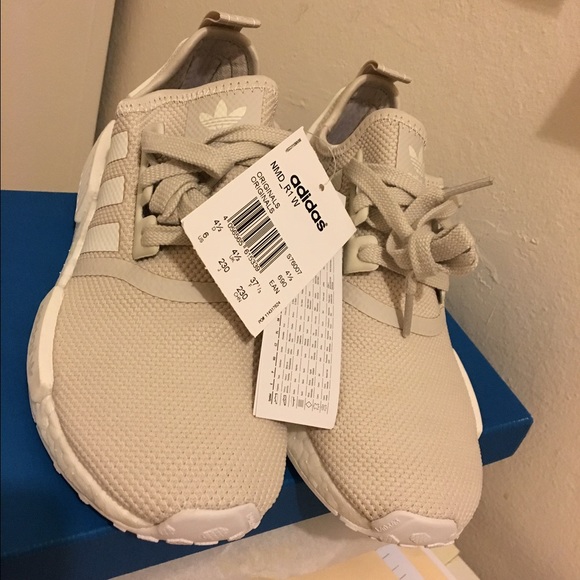 le adidas donne nmds in colore bianco poshmark le adidas donne nmds in colore bianco poshmark