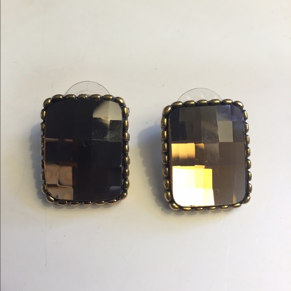 Champagne, faceted stud earrings