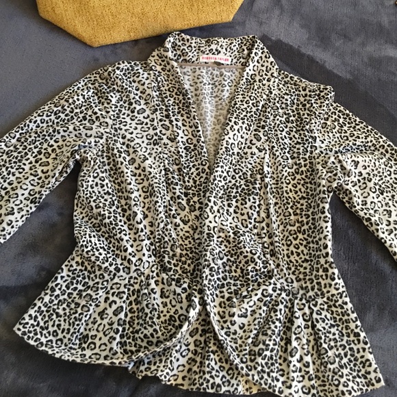 Cute top