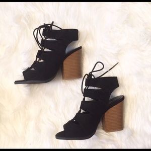 New suede black lace-up booties 😍 OBO