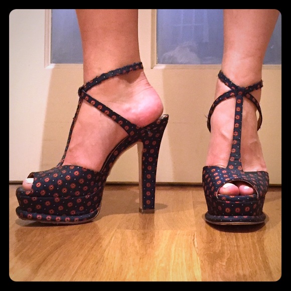 Scrappy platform heels