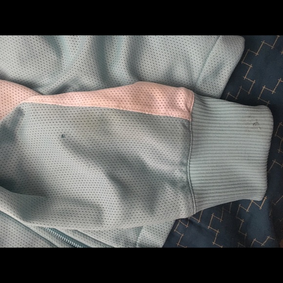 Adidas polyester Medium Jacket - Picture 3 of 3