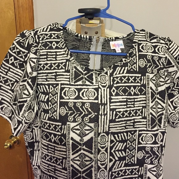 Lularoe Amelia