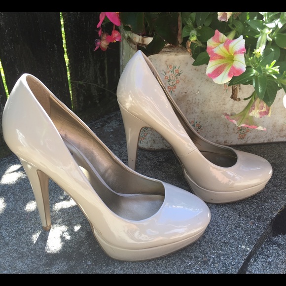 Patent leather Platform Heels by Guess - Picture 2 of 4
