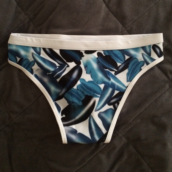 Printed Bikini - Picture 3 of 3