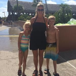 Meet your Posher, Jennifer