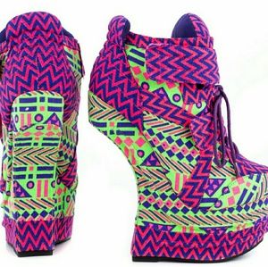 Trendy sneaker from privileged