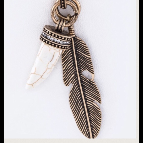 🔹Ivory and Feather Necklace 🔹 - Picture 4 of 4