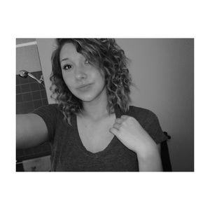 Meet your Posher, Haley