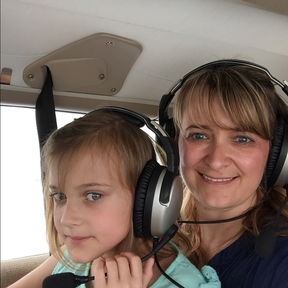 Meet your Posher, Kim - Picture 1 of 1