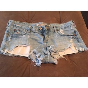 Hollister Daisy Dukes