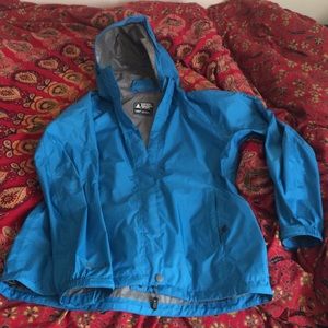 eastern mountain sports raincoat