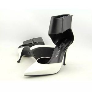 Rock & Republic Pointed B&W High Heels
