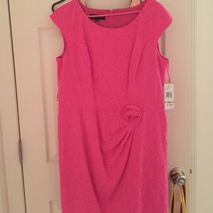 🆕🆕🆕🆕Brand New Dress