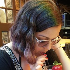 Meet your Posher, Anabel