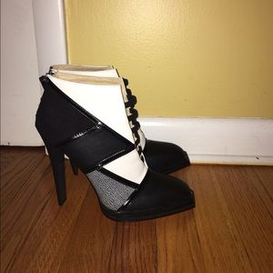 GX by Gwen Stefani black and white booties NWOT