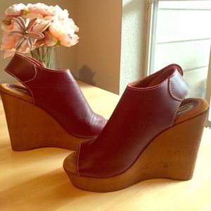 Sbicca Maroon Leather Wedges